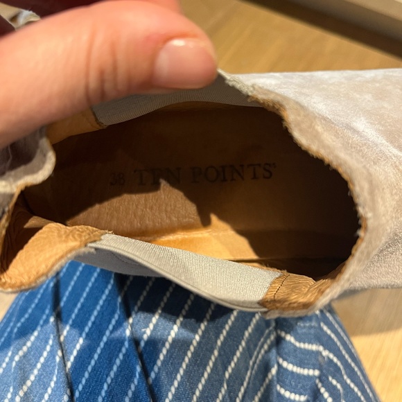 Light Grey Suede by Boots 10 Points - Picture 3 of 4